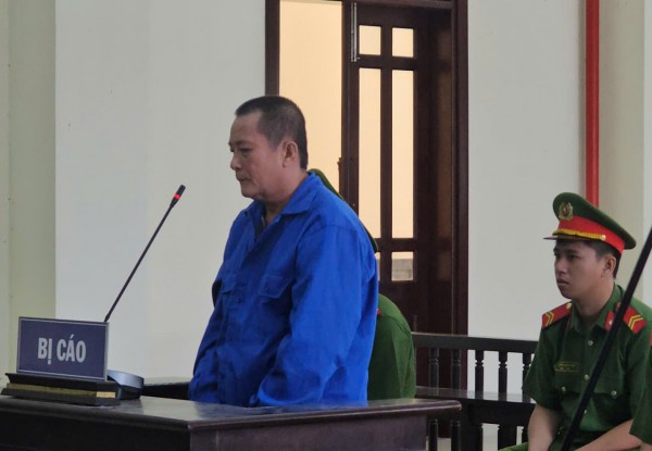 Long An: Án chung thân cho người anh giết em trai sau cuộc nhậu Long An: Án chung thân cho người anh giết em trai sau cuộc nhậu