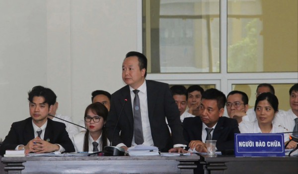 Luật sư đề nghị miễn trách nhiệm hình sự cho ông Trịnh Văn Quyết Luật sư đề nghị miễn trách nhiệm hình sự cho ông Trịnh Văn Quyết