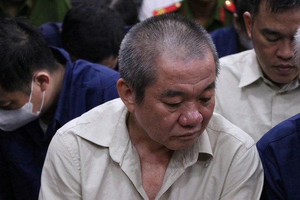 Phát sinh tình tiết, hoãn xét xử vụ cấp chứng chỉ lái xe trái phép gần 16.000 người