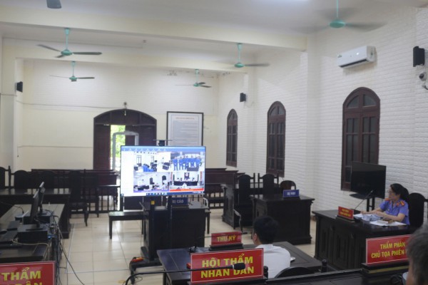 Quảng Trị: Vận chuyển ma túy, 5 bị cáo người Lào lãnh án tù chung thân Quảng Trị: Vận chuyển ma túy, 5 bị cáo người Lào lãnh án tù chung thân