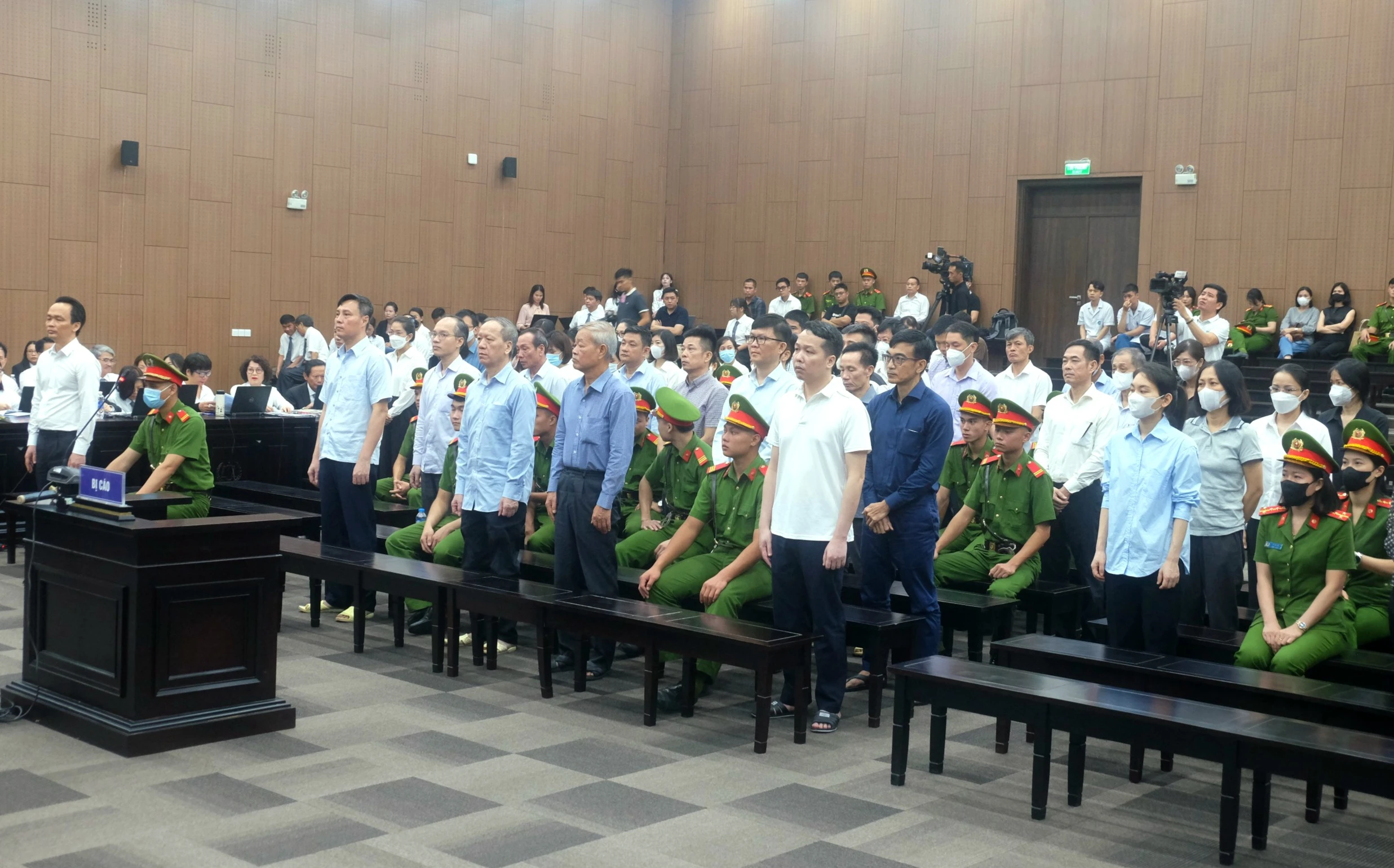 Tòa cách ly cựu Chủ tịch Tập đoàn FLC Trịnh Văn Quyết