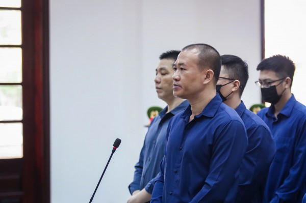 Trùm giang hồ Bình 