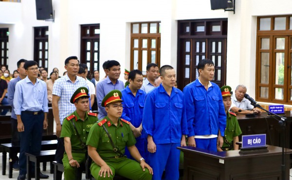 Vụ án nhận hối lộ tại Cục QLTT Bình Thuận: Nhiều bị cáo được hưởng án treo