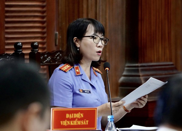 Vụ cháy chung cư Carina: Đề nghị cao nhất 9 năm tù Vụ cháy chung cư Carina: Đề nghị cao nhất 9 năm tù