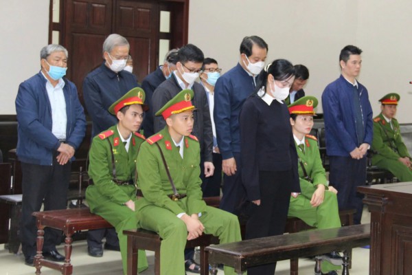 Xét xử vụ Tập đoàn Phúc Sơn: cựu Chủ tịch tỉnh Vĩnh Phúc cũ đột quỵ, xin vắng mặt