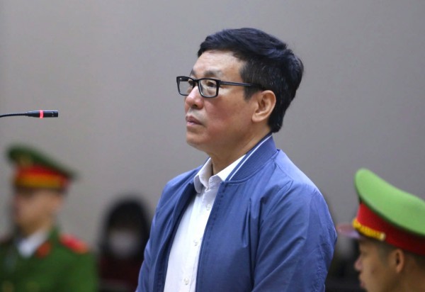 Xét xử vụ Tập đoàn Phúc Sơn: cựu Chủ tịch tỉnh Vĩnh Phúc cũ đột quỵ, xin vắng mặt