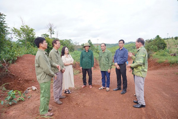 Xét xử vụ án 6 cựu chiến binh kêu oan sau khi ra tù Xét xử vụ án 6 cựu chiến binh kêu oan sau khi ra tù