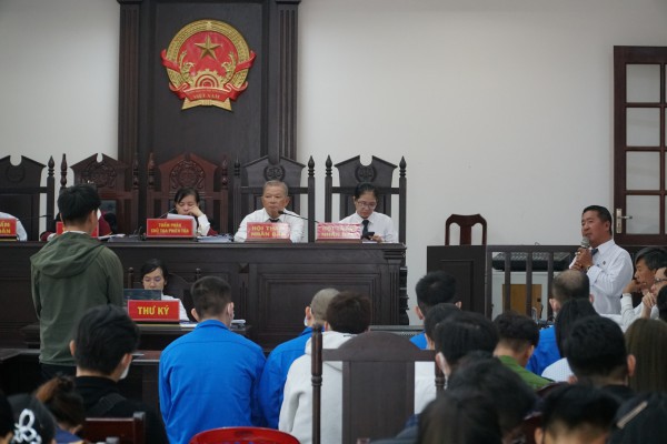 Đồng Nai: Tòa trả hồ sơ vụ án đường dây lừa đảo Đồng Nai: Tòa trả hồ sơ vụ án đường dây lừa đảo