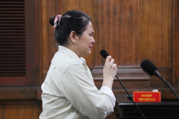 Đưa hối lộ 7 tỉ đồng, chủ nhà thuốc Mỹ Châu xin giảm án 17 năm tù Đưa hối lộ 7 tỉ đồng, chủ nhà thuốc Mỹ Châu xin giảm án 17 năm tù