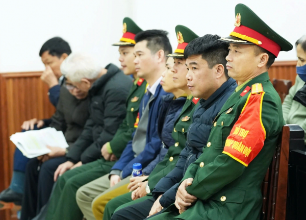 2 cựu thiếu tướng mong hưởng khoan hồng trong vụ án sân bay Nha Trang