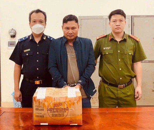 Bắt 30 kg ma túy, triệt phá đường dây mua bán hàng cấm từ Thái Lan, Lào