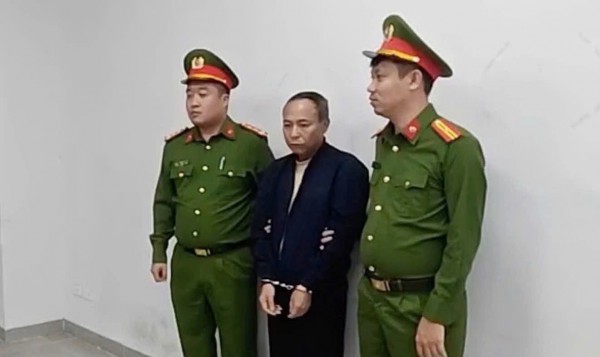 Bắt cựu Phó viện trưởng Viện Pháp y tâm thần T.Ư Dương Văn Lương