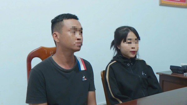 Bắt giữ đôi nam nữ cho vay nặng lãi hơn 300%/năm Bắt giữ đôi nam nữ cho vay nặng lãi hơn 300%/năm