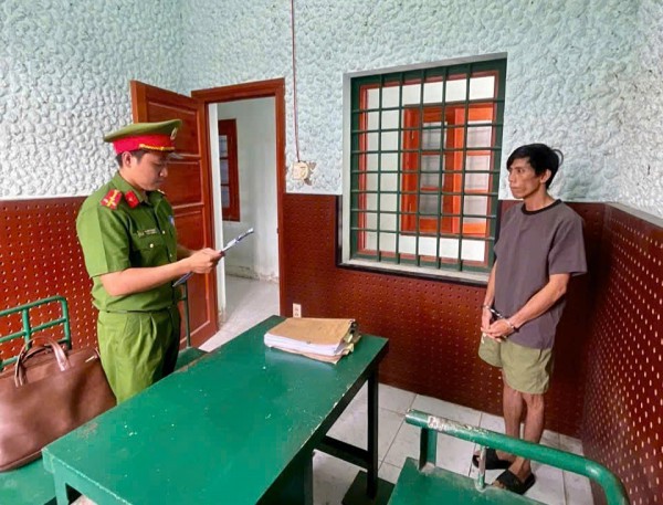 Bắt nghi phạm trộm tiền, vàng trị giá hàng tỉ đồng của 