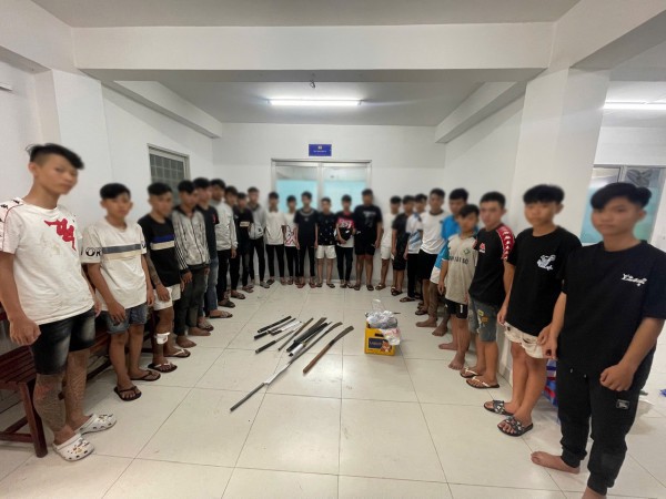 Cần Thơ: 23 thanh thiếu niên đánh nhau, 4 người bị thương