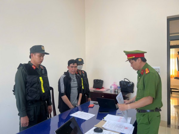 Cần Thơ: Bắt thêm 2 người liên quan vụ bán thịt nhiễm dịch tả heo châu Phi