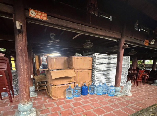 Cận cảnh 