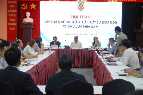 Cần miễn trừ trách nhiệm cho luật sư dũng cảm, bảo vệ công lý
