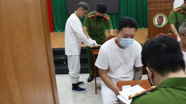 Công an TP.HCM tiếp nhận 33 công dân Việt Nam bị Mỹ trục xuất