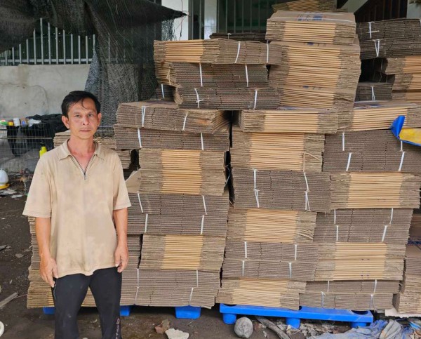 Công an TP.HCM triệt phá đường dây hàng giả là nước giặt, nước xả