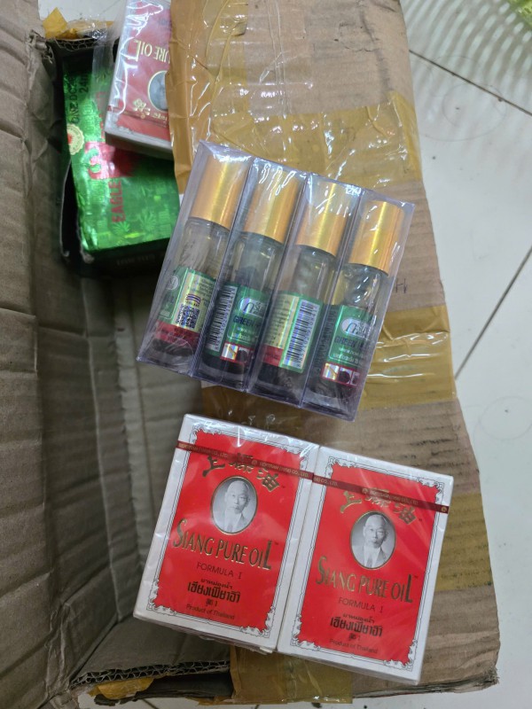 Công an TP.HCM triệt phá đường dây sản xuất dầu gió giả bằng hóa chất