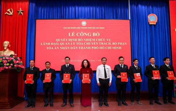 Công bố lãnh đạo tòa chuyên trách tại TAND TP.HCM sau hợp nhất