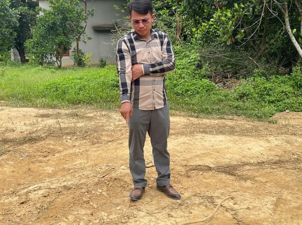 Giả danh nhà báo đi 