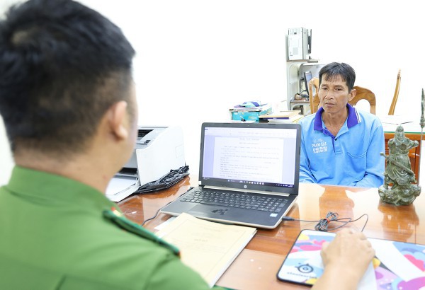 Giết vợ vì bị cằn nhằn 
