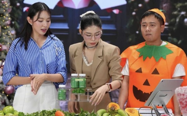 Hoa hậu Thùy Tiên được bố nộp hơn 3 tỉ đồng khắc phục hậu quả Hoa hậu Thùy Tiên được bố nộp hơn 3 tỉ đồng khắc phục hậu quả