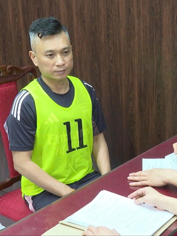 Khởi tố 196 bị can chọi gà tại Trường gà quốc tế Viêng Xay