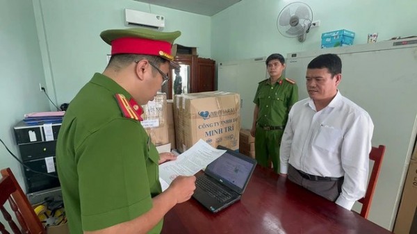 Khởi tố 2 giám đốc doanh nghiệp vi phạm tại dự án đường ven biển Khởi tố 2 giám đốc doanh nghiệp vi phạm tại dự án đường ven biển