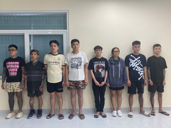 Khởi tố 8 người trong đường dây Khởi tố 8 người trong đường dây