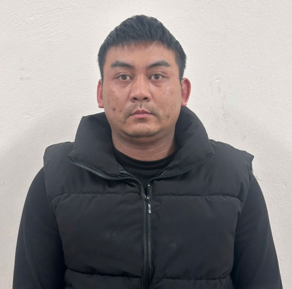 Khởi tố đối tượng trói, đánh con ruột, hành hạ vợ mang thai