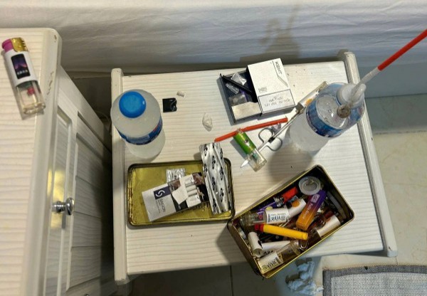 Kiểm tra lưu trú, Công an TP.HCM phát hiện 5 người liên quan ma túy