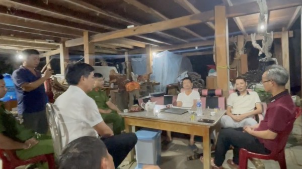 Kiểm tra nhà cho thuê, phát hiện dấu hiệu chế biến vàng trái phép