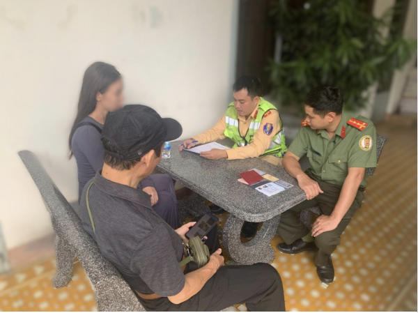 Lái xe kiểu phản cảm, một phụ nữ Nga đối diện tội hình sự