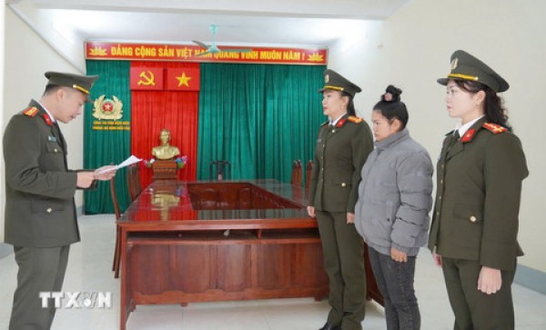 Lừa đảo hàng chục người bằng chiêu thu tiền 