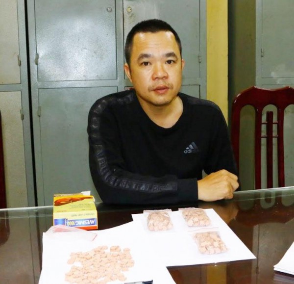 Nam Định: Bắt giữ 2 người giấu 1.000 viên ma túy trong hộp thuốc bổ gan