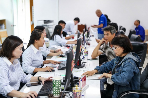 Người dân, doanh nghiệp không phải cung cấp thông tin đã có trên VNeID