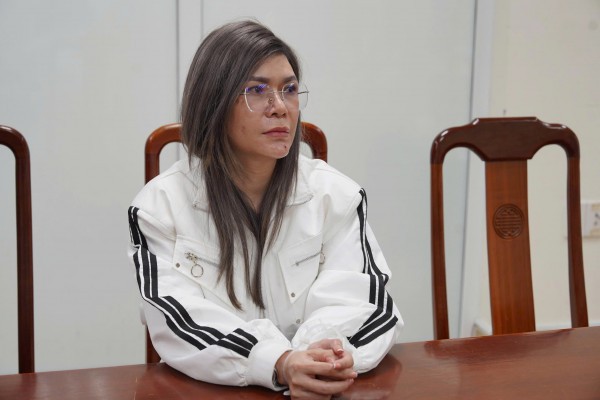 Nữ bị can qua nhiều nước để trốn truy nã vẫn không thoát