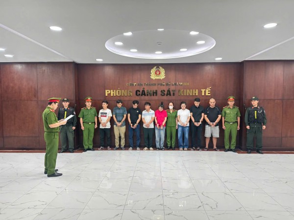 Phanh phui đường dây hợp thức hóa động vật hoang dã, khởi tố 4 kiểm lâm