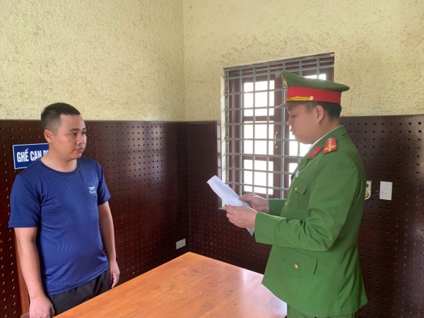 Quảng Ninh: Bắt tài xế xe tải liều lĩnh 