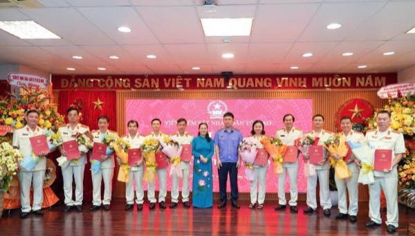 TP.HCM: Bổ nhiệm lãnh đạo Viện KSND TP.HCM và 19 Viện trưởng Viện KSND khu vực