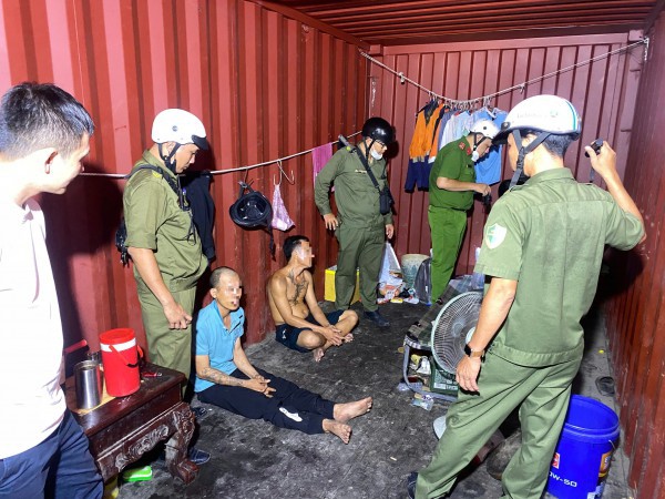 TP.HCM: Phát hiện nhiều bảo vệ chung cư, bến cảng dương tính ma túy
