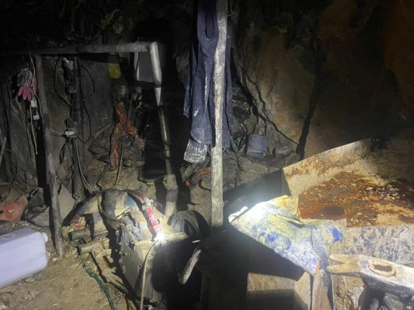 Tái diễn nạn khai thác vàng trái phép trong rừng sâu ở Hà Tĩnh