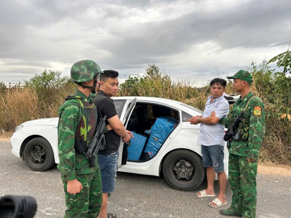 Tây Ninh: Triệt phá đường dây vận chuyển pháo lậu, thu giữ gần 420 kg