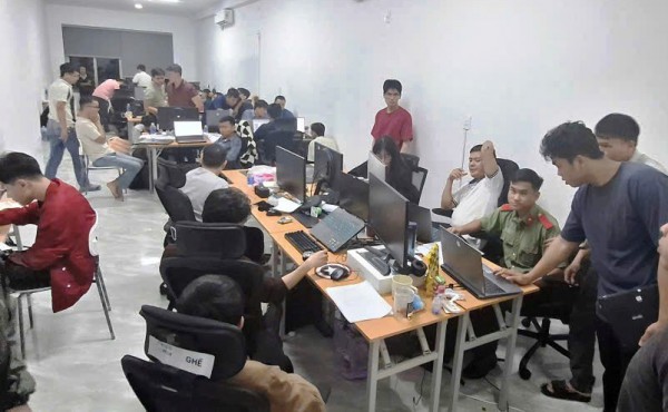 Triệt phá đường dây lập trình, vận hành website cờ bạc núp bóng công ty công nghệ