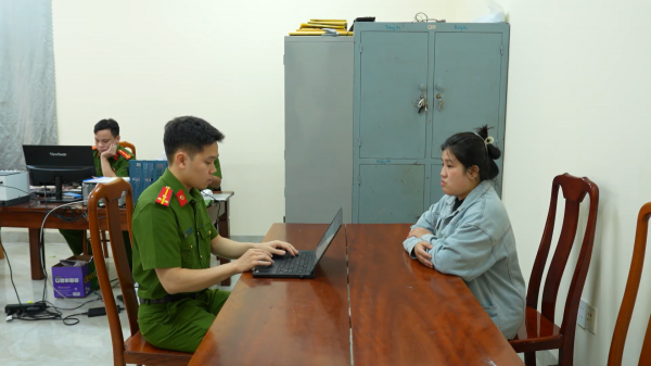 Từ 