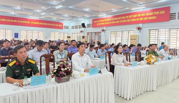 Viện kiểm sát khởi kiện dân sự: Thu hồi hàng ngàn mét vuông đất công bị lấn chiếm