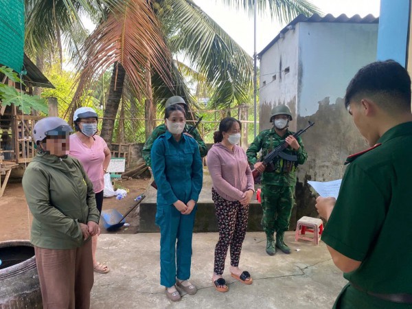 Vĩnh Long: Bắt một phụ nữ bán ma túy ở khu vực biên giới biển